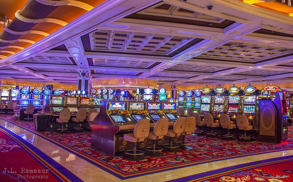Khám phá cơ hội chiến thắng với 888 ladies slots và những vòng quay may mắn
